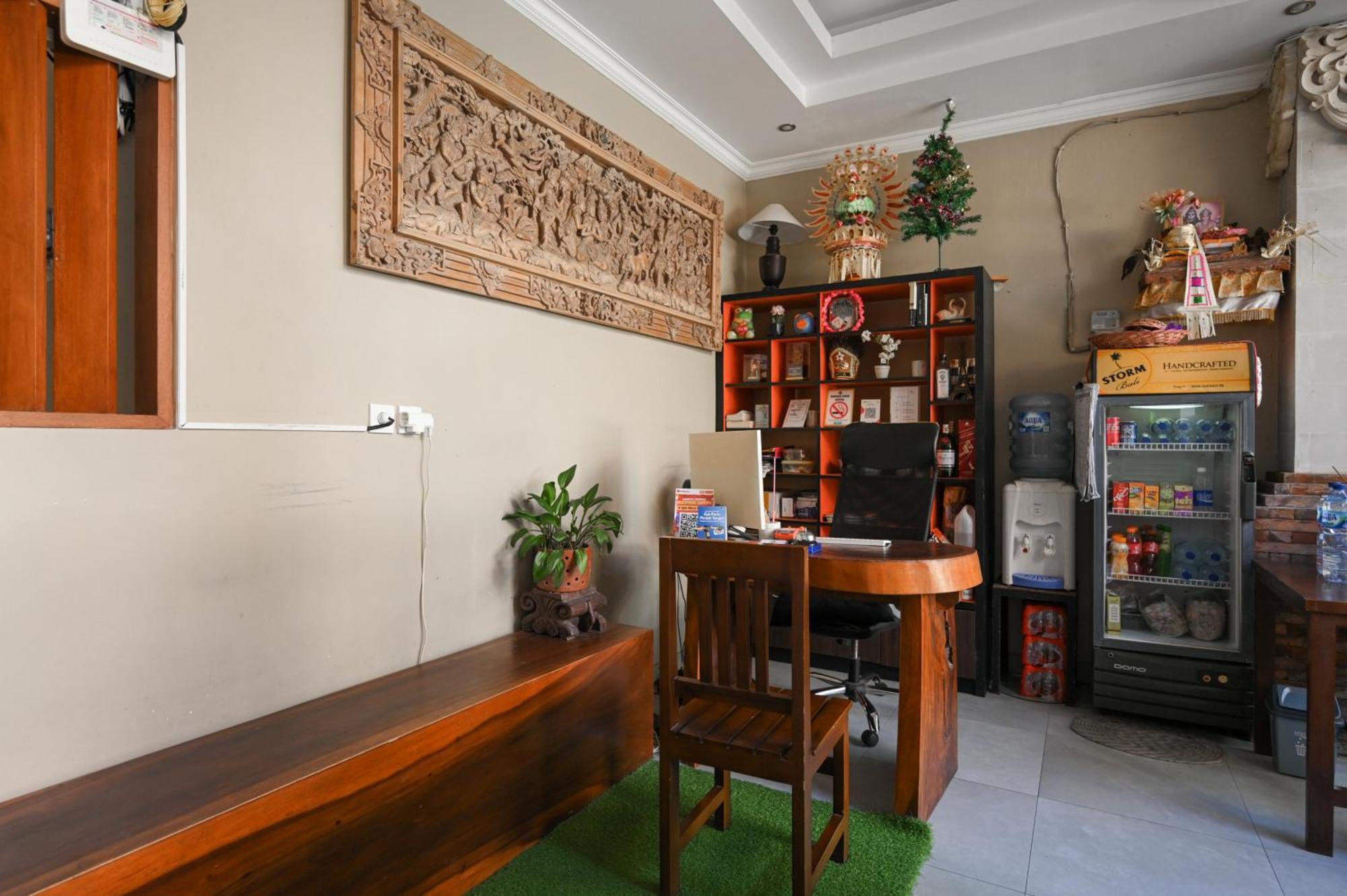 RedDoorz near Mertasari Beach 2 Pesanggaran Exterior foto