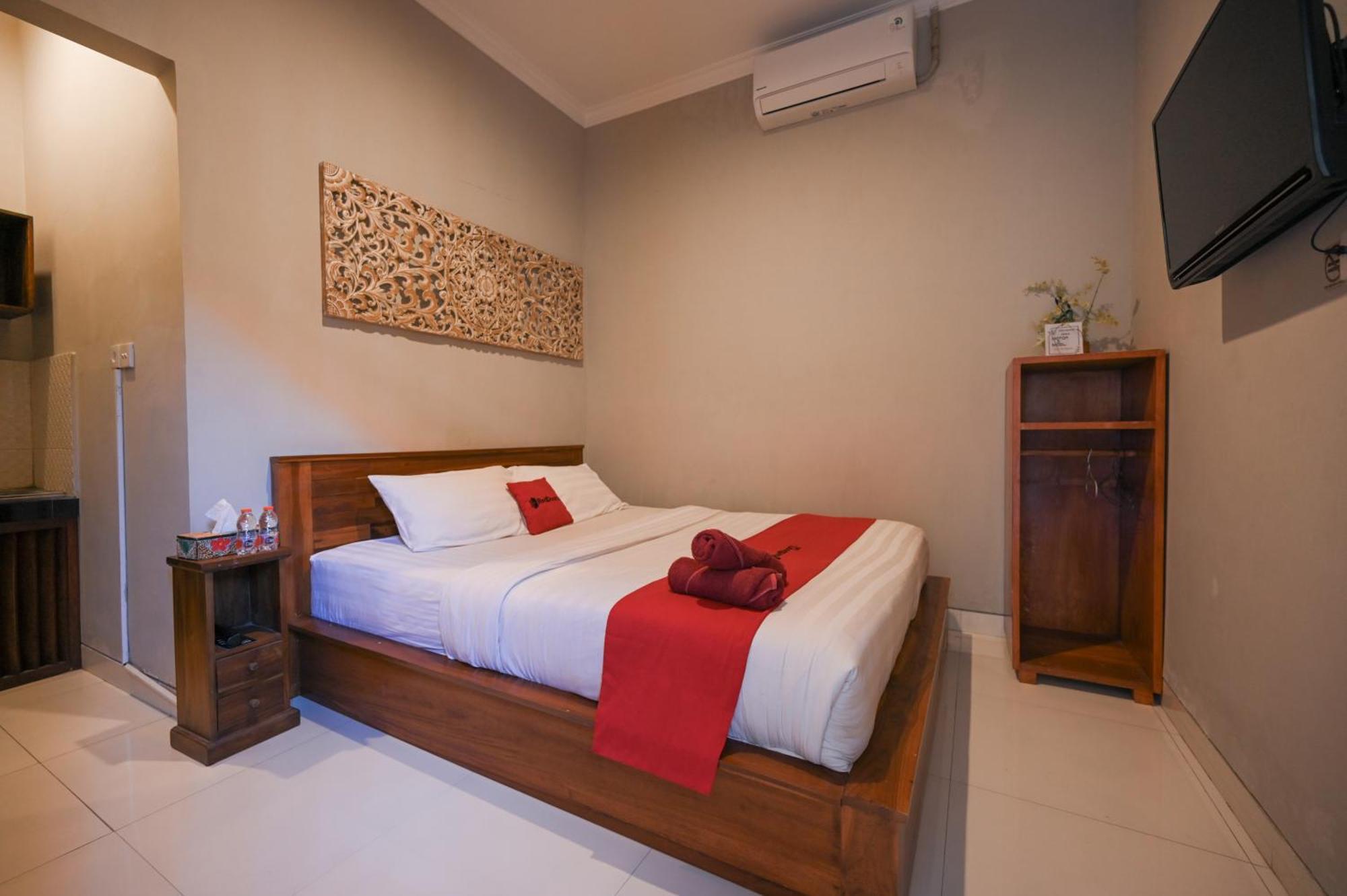 RedDoorz near Mertasari Beach 2 Pesanggaran Exterior foto